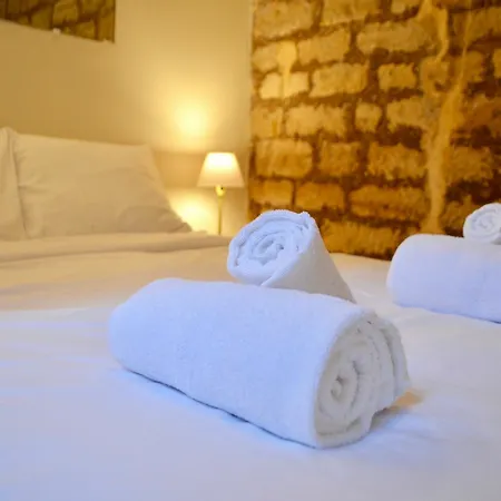 1 Bedroom In The Heart Of The Marais Area דירה
