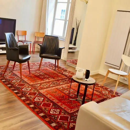 Apartment 1 Bedroom In The Heart Of The Marais Area
